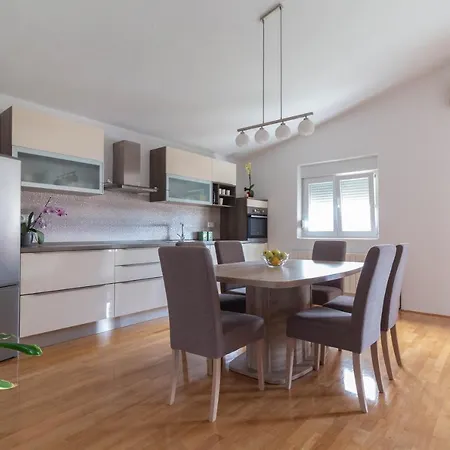 Modern Apartment Sara-Near The Beach Privlaka  Exterior photo